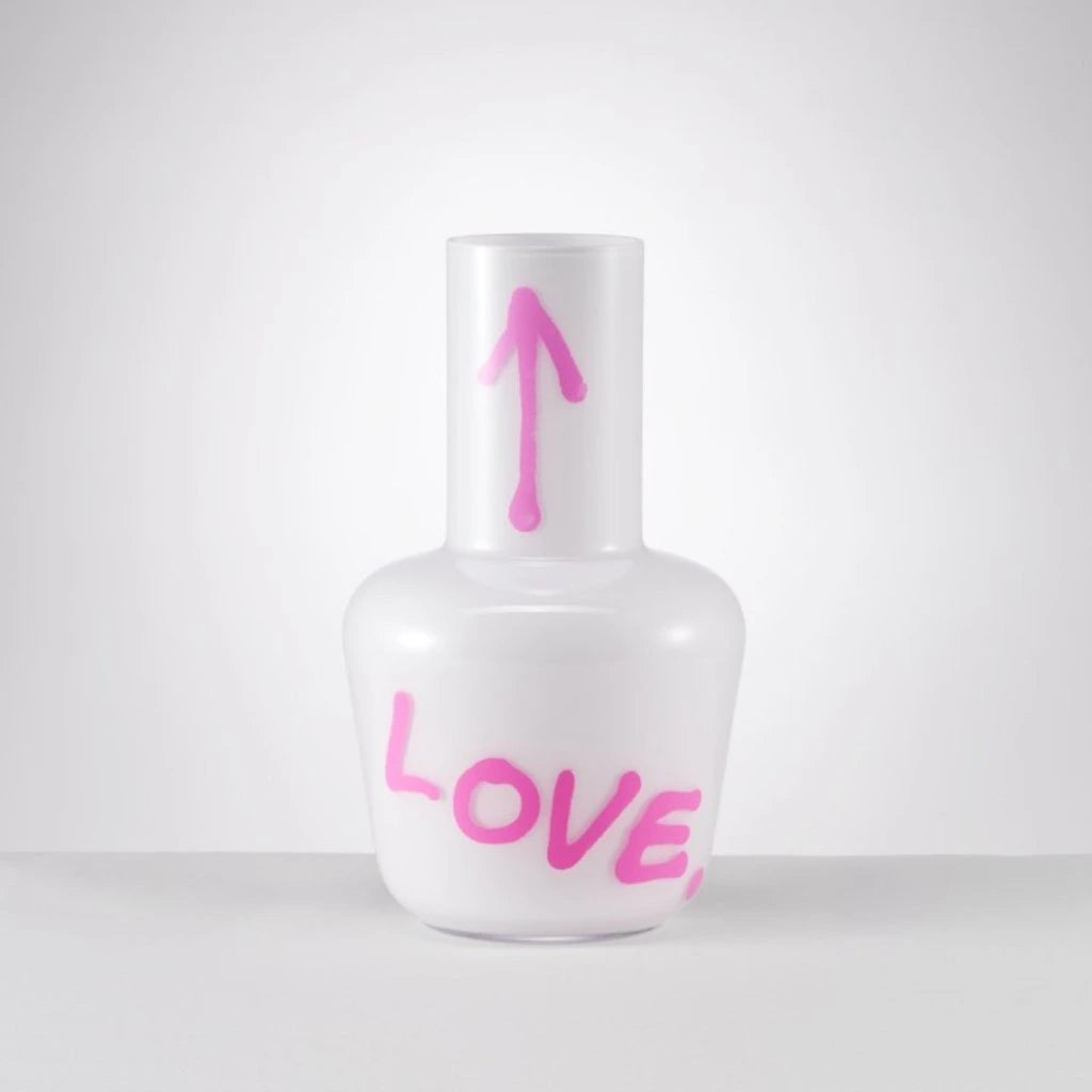 Unnamed Vase with Pink Love / White